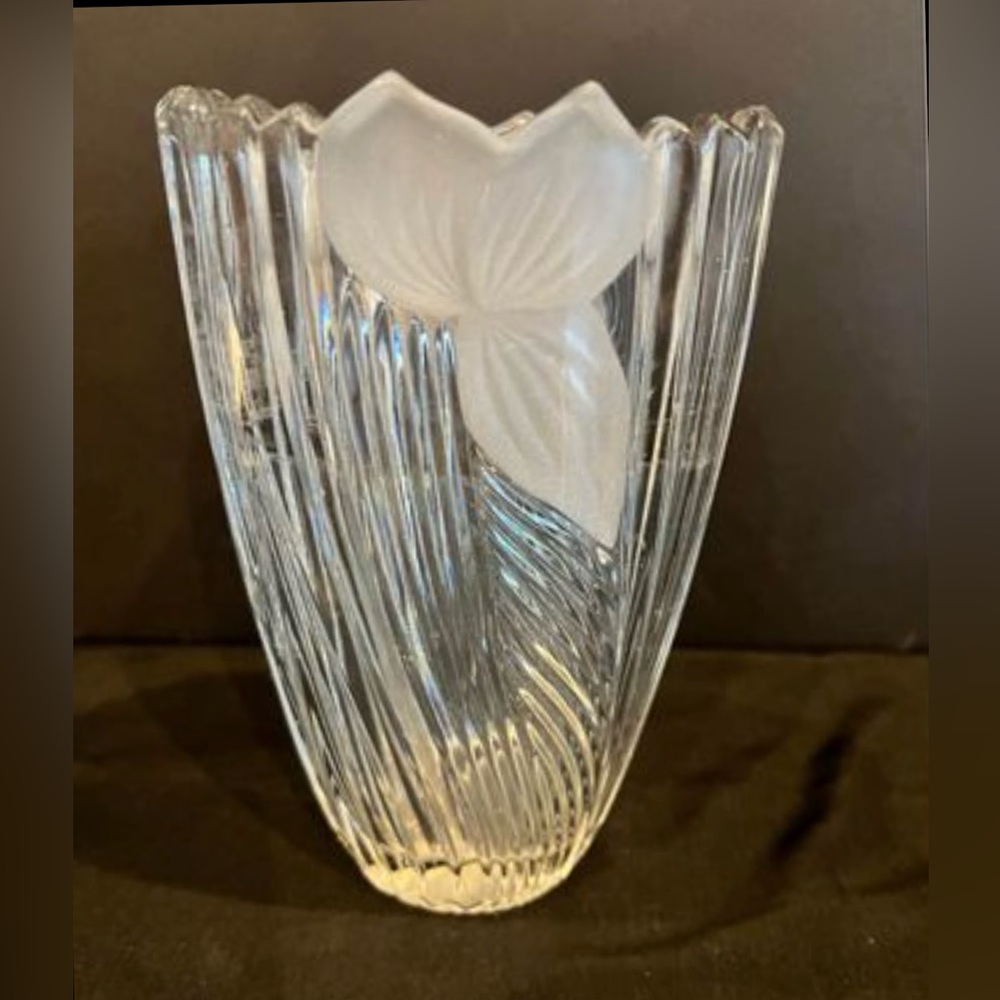 Beautiful oval, crystal vase